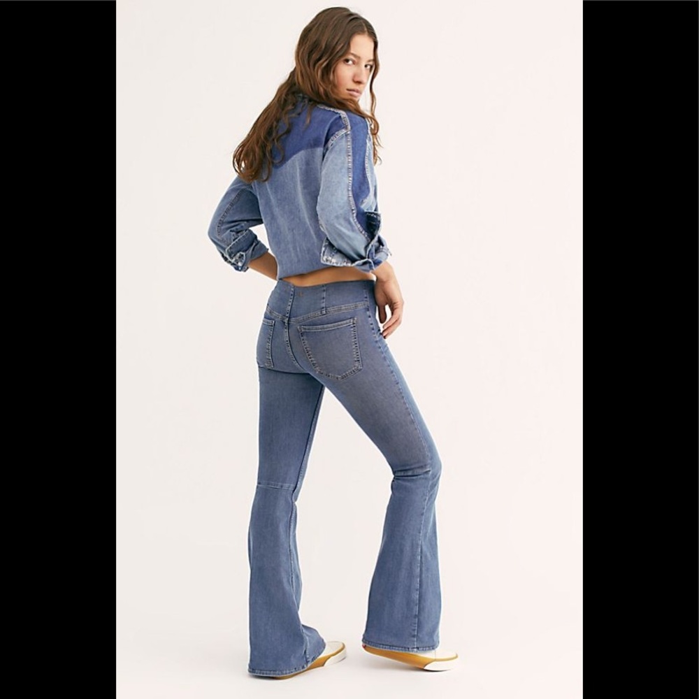 NWT Free People Penny Pull-On Flare Jeans